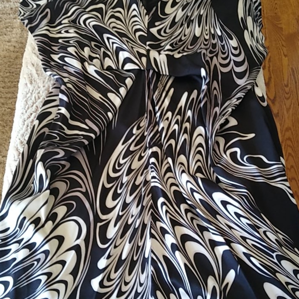 Escada Dress - Picture 5 of 14